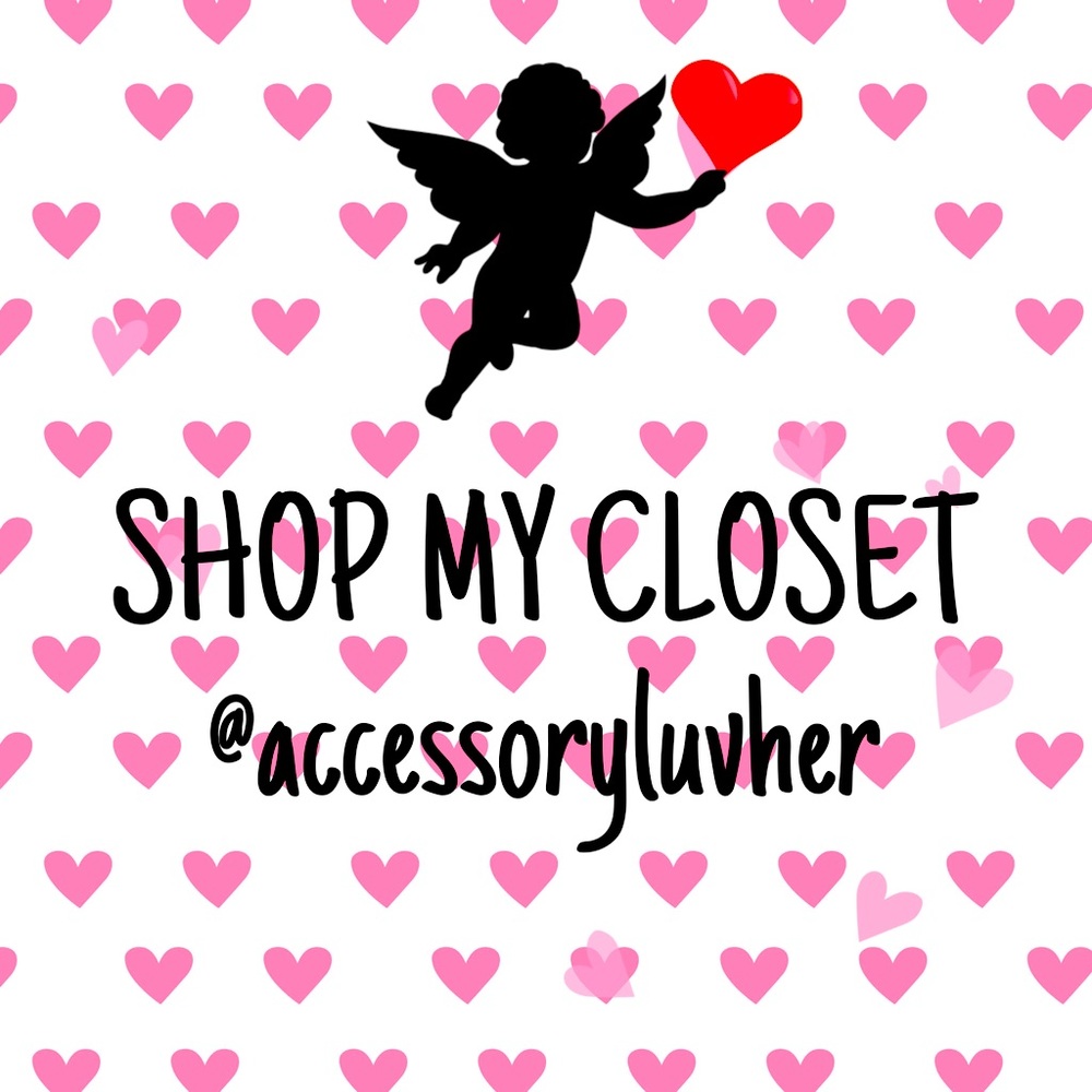 ❤️Shop my closet @accessoryluvher❤️